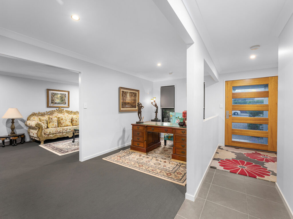 19 Brooking Rise, Ripley, QLD 4306