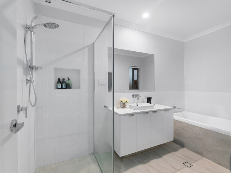 39 Cambridge Way, Ripley, QLD 4306