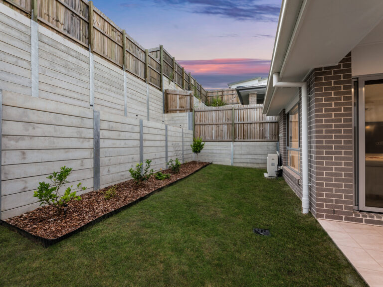39 Cambridge Way, Ripley, QLD 4306