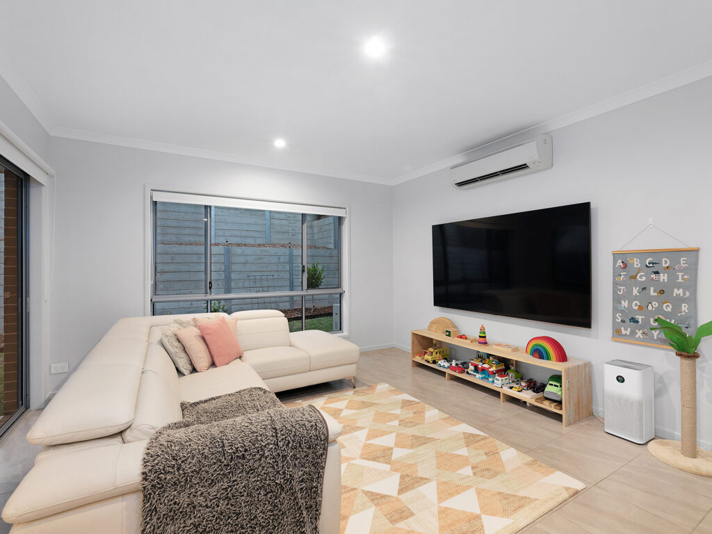 39 Cambridge Way, Ripley, QLD 4306