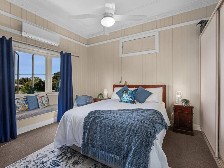 61 Brisbane Road, Newtown, QLD 4305