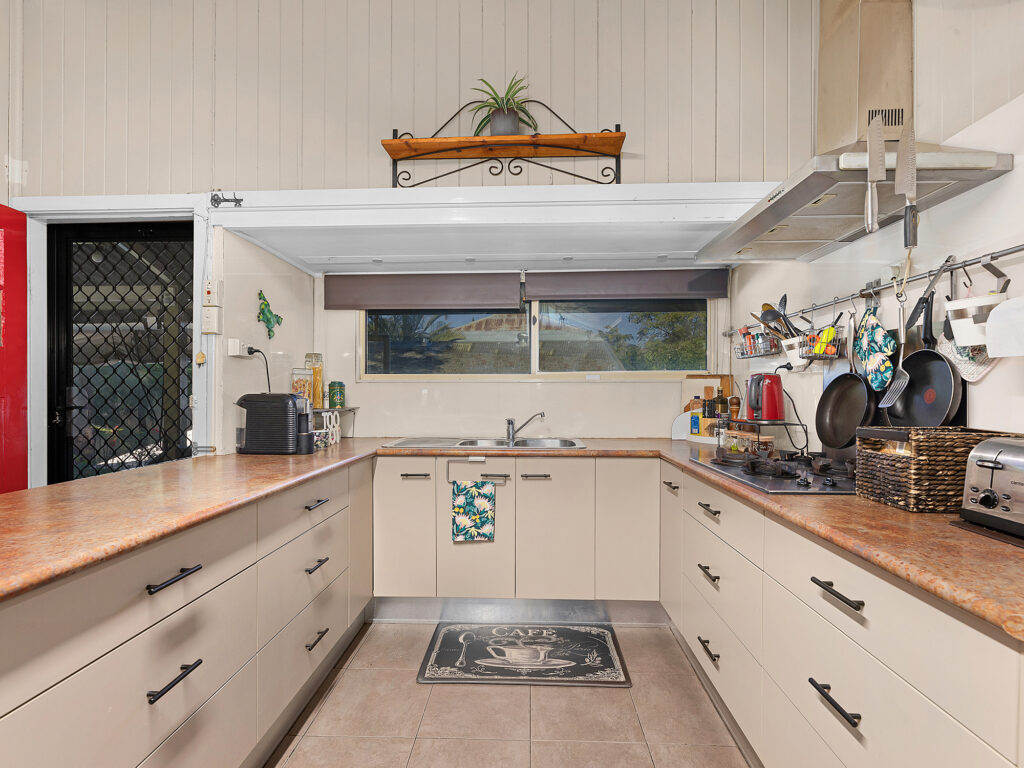61 Brisbane Road, Newtown, QLD 4305