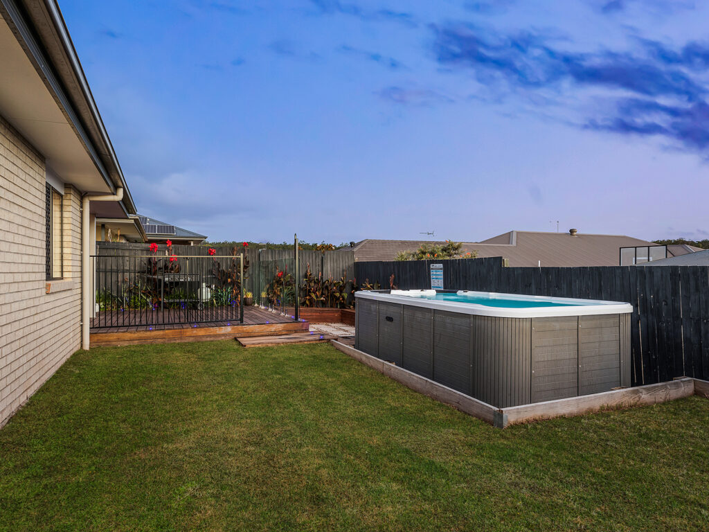 9 Heathcote Street, South Ripley, QLD 4306