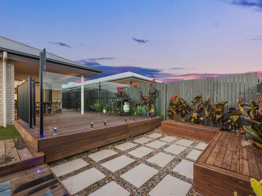 9 Heathcote Street, South Ripley, QLD 4306