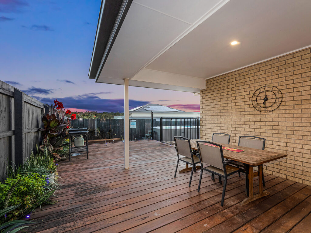 9 Heathcote Street, South Ripley, QLD 4306
