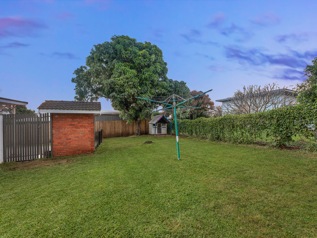 90 Wildey Street, Raceview, QLD 4305