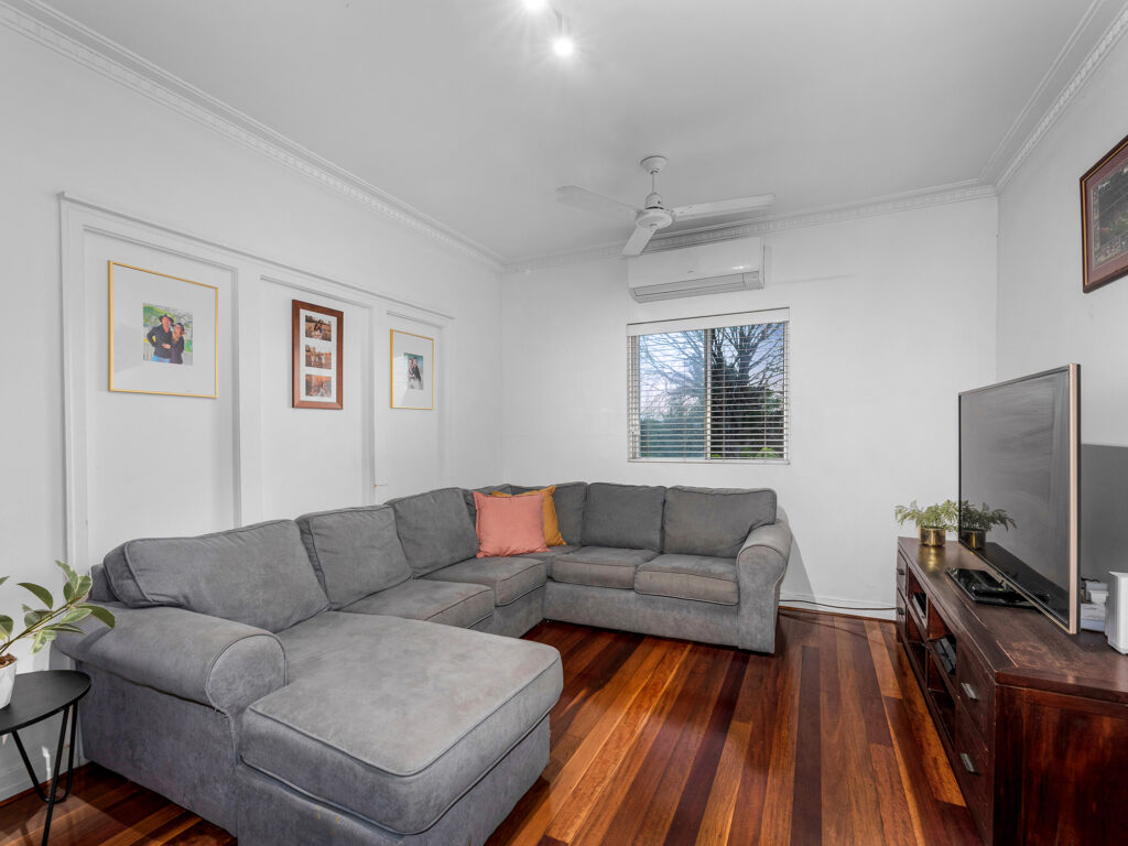 90 Wildey Street, Raceview, QLD 4305