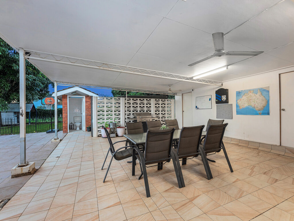 90 Wildey Street, Raceview, QLD 4305
