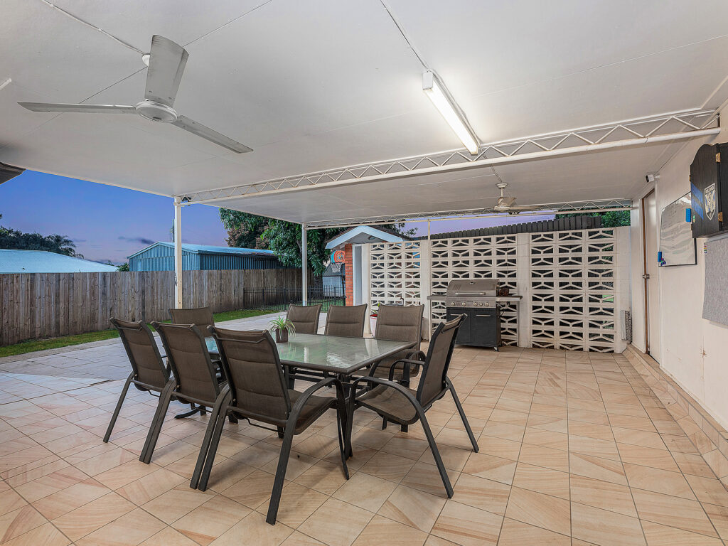 90 Wildey Street, Raceview, QLD 4305