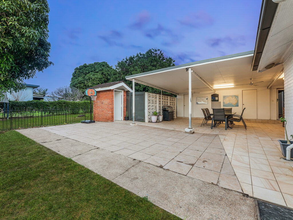 90 Wildey Street, Raceview, QLD 4305