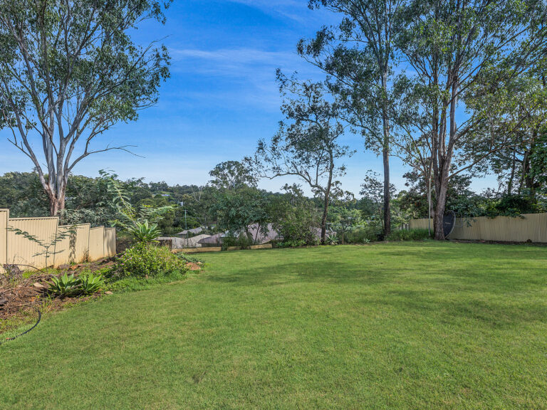 105 Mary Street, Blackstone, QLD 4304