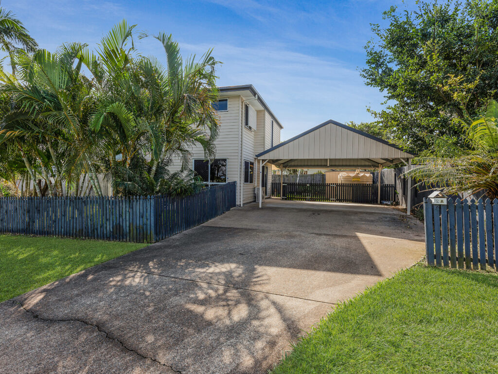 2A Trumpy Street, Silkstone, QLD 4304