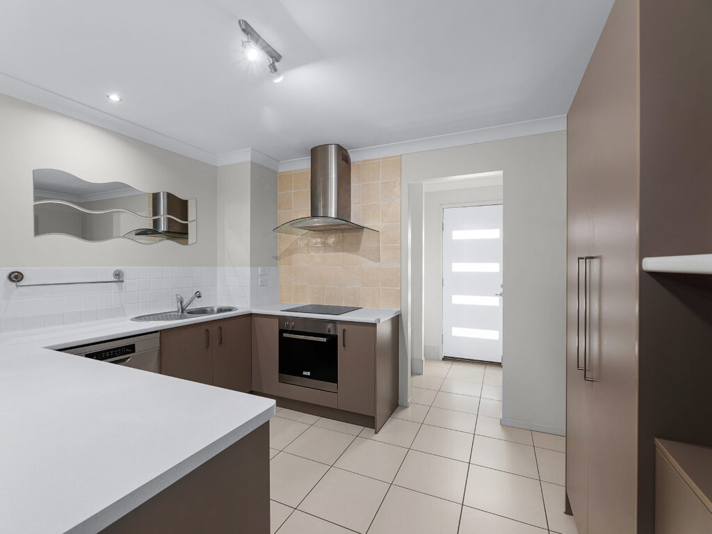 2A Trumpy Street, Silkstone, QLD 4304