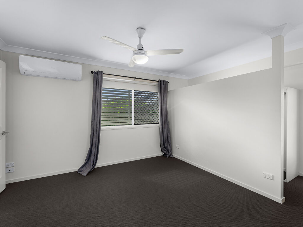 2A Trumpy Street, Silkstone, QLD 4304