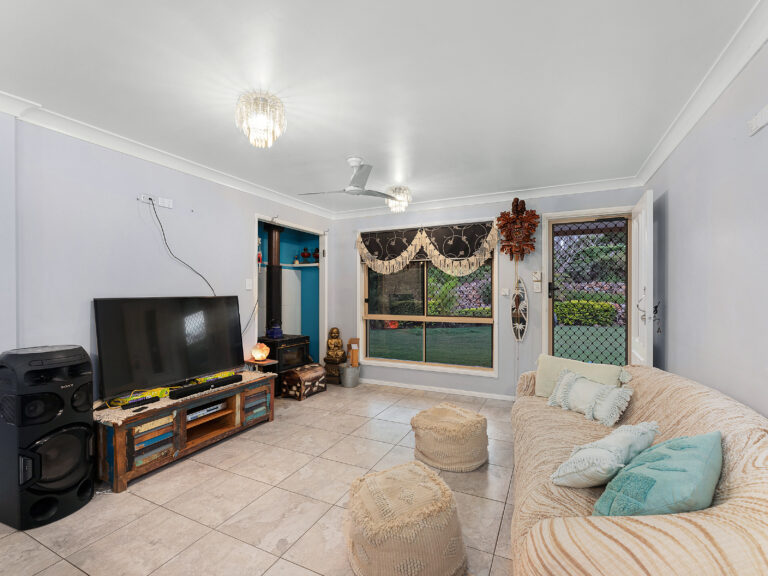 65 Blue Gum Drive, Lowood, QLD 4311