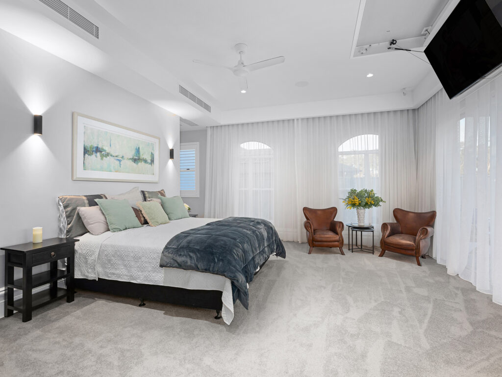 32 Gloucester Drive, Deebing Heights, QLD 4306