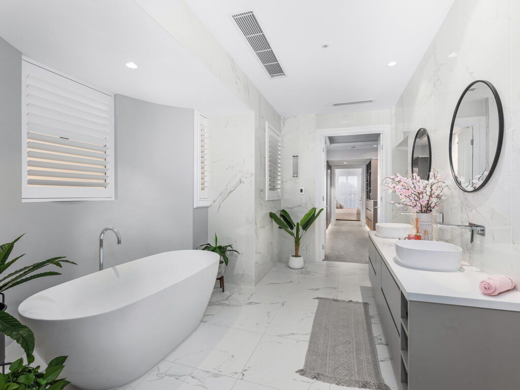 32 Gloucester Drive, Deebing Heights, QLD 4306