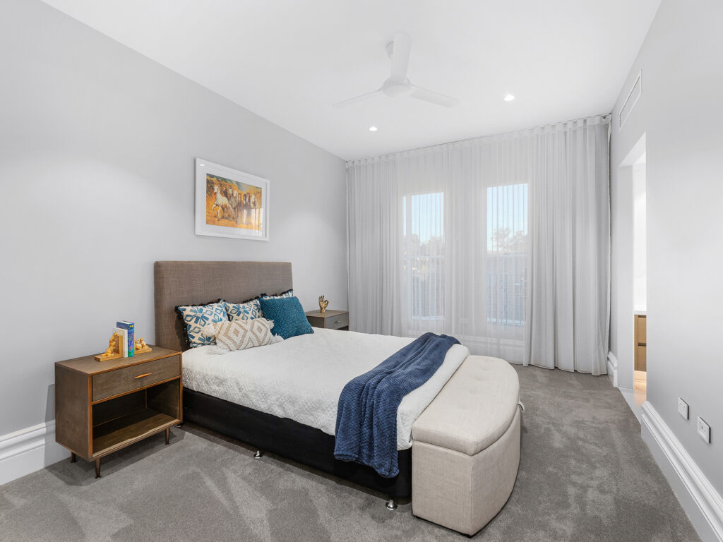 32 Gloucester Drive, Deebing Heights, QLD 4306