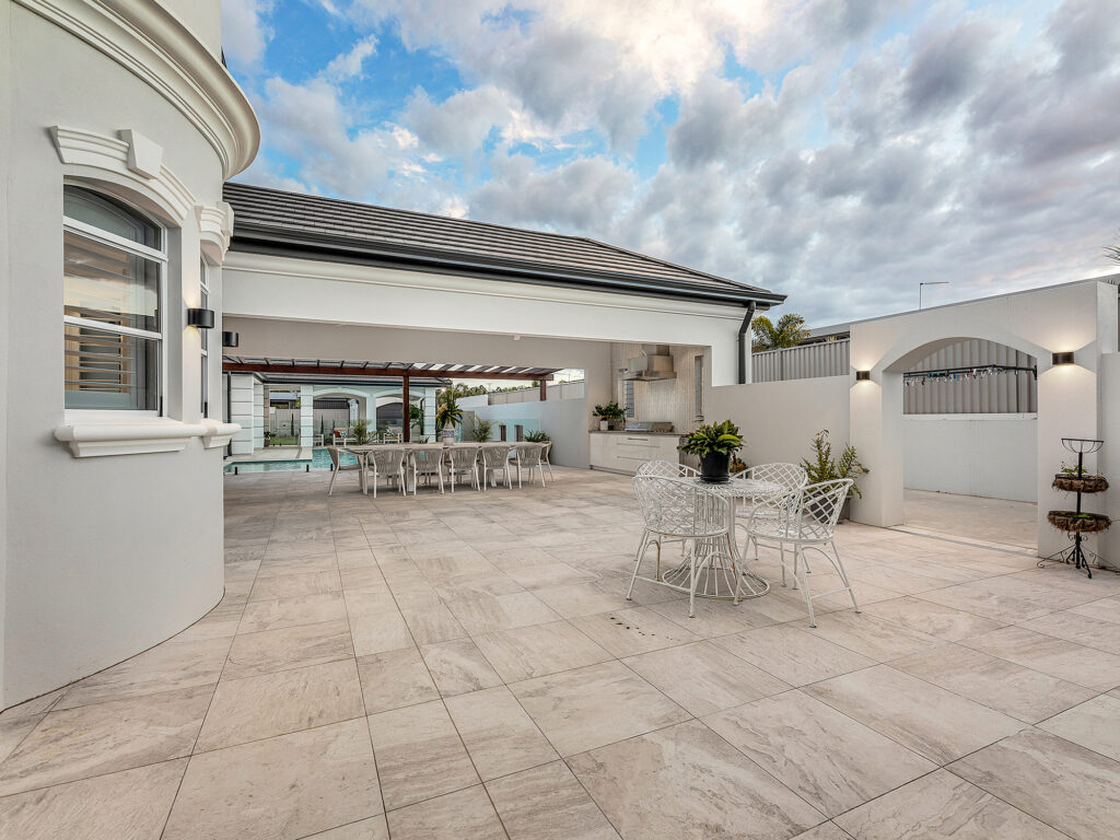 32 Gloucester Drive, Deebing Heights, QLD 4306