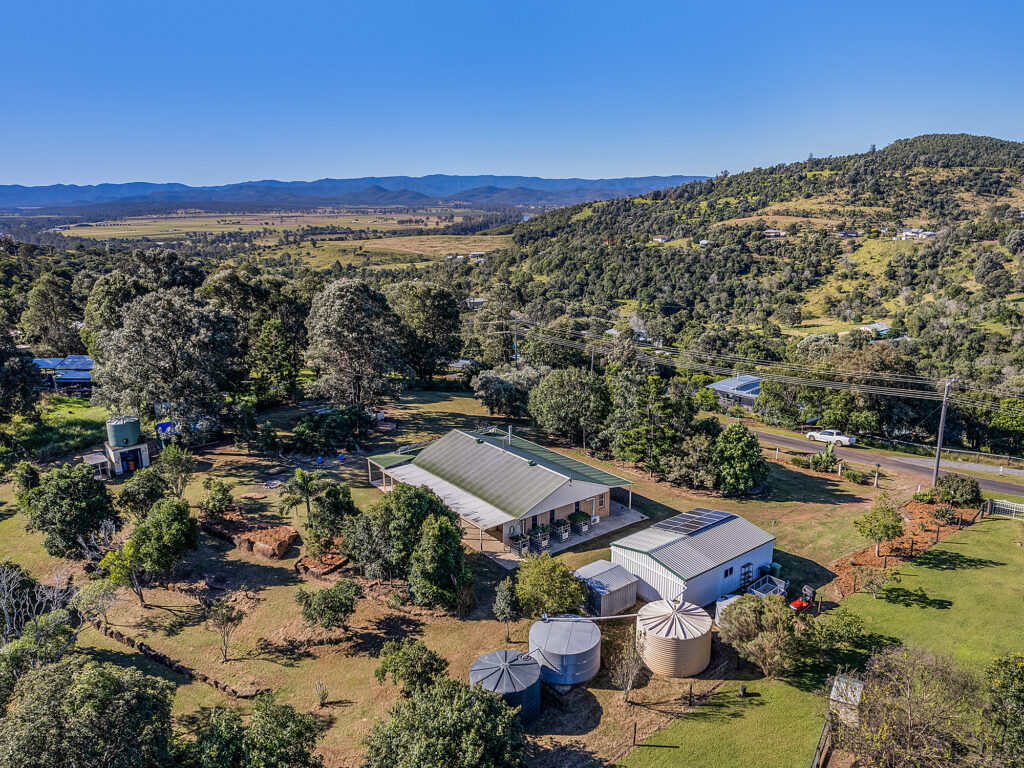 116 Annette Road, Lowood, QLD 4311