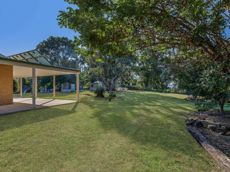 116 Annette Road, Lowood, QLD 4311