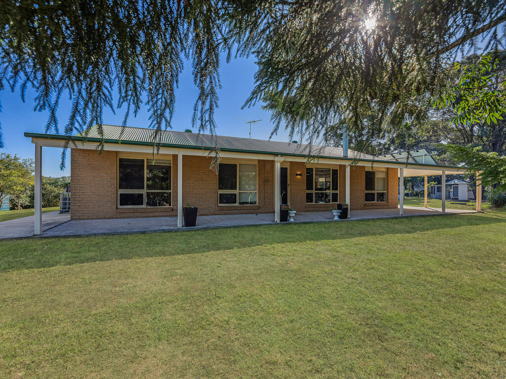 116 Annette Road, Lowood, QLD 4311