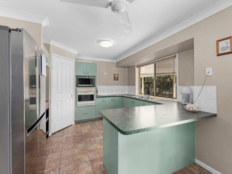 116 Annette Road, Lowood, QLD 4311