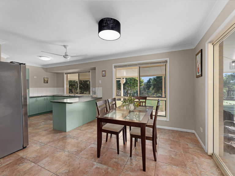 116 Annette Road, Lowood, QLD 4311