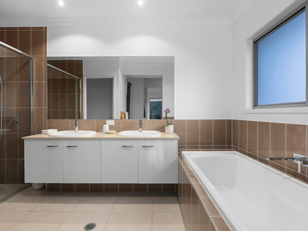 47 Lysterfield Rise, Upper Coomera, QLD 4209