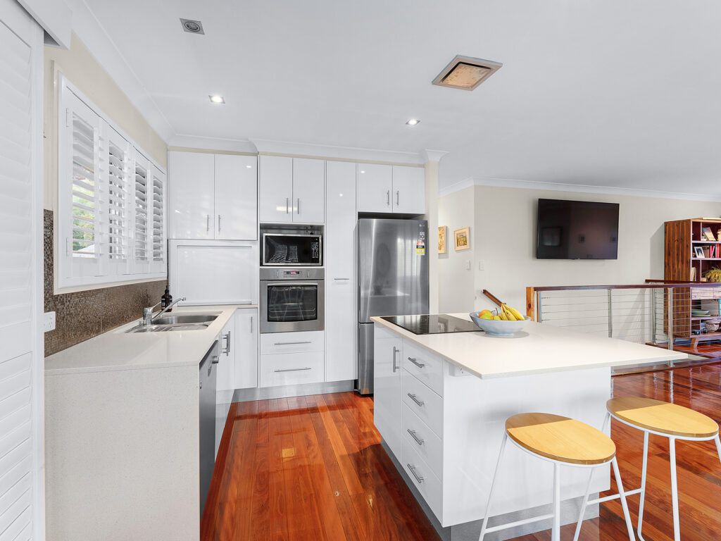 21 Addison Road, Camira, QLD 4300