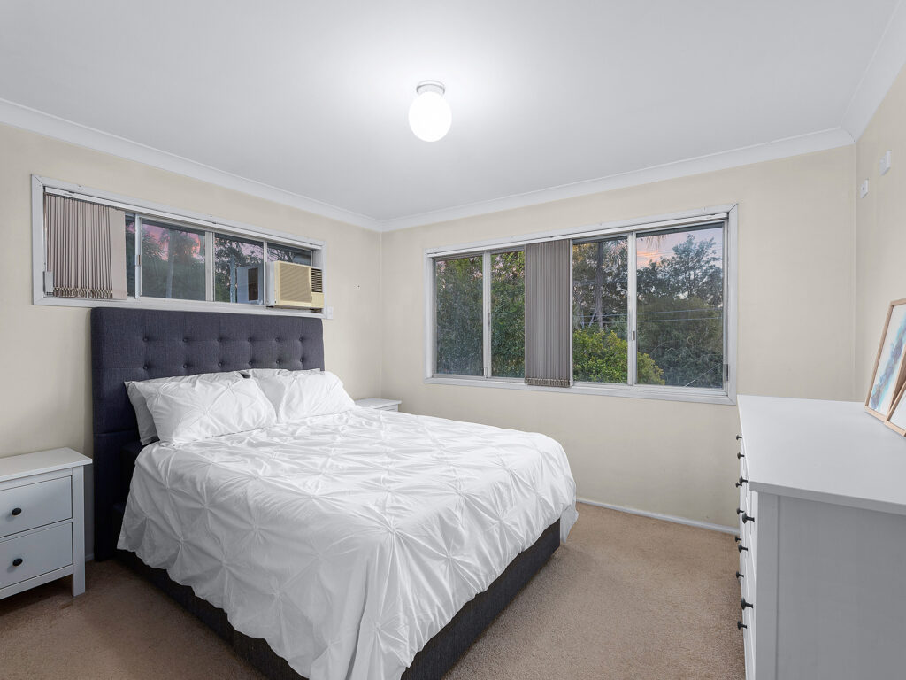 21 Addison Road, Camira, QLD 4300