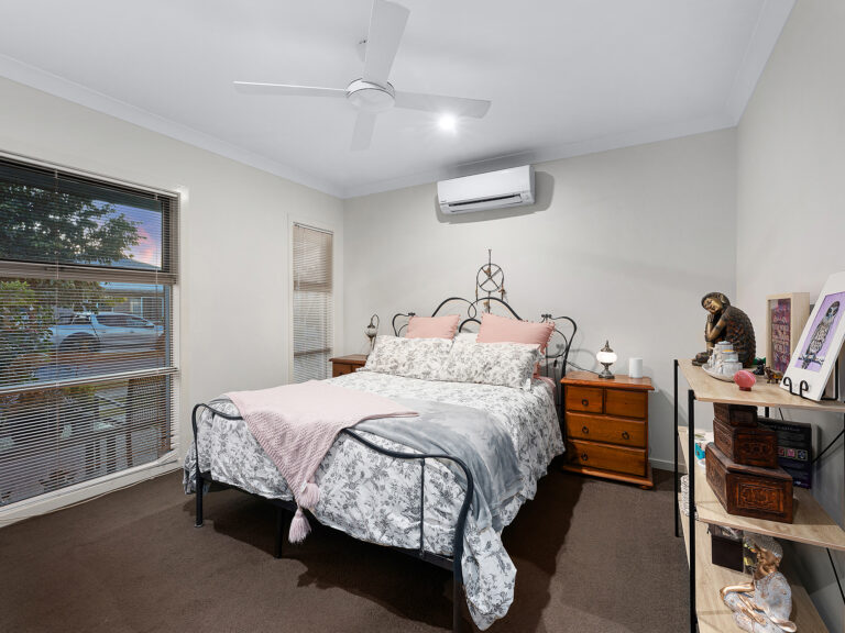 27 Ribbonwood Street, Ripley, QLD 4306