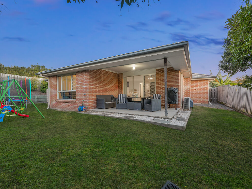 4 Cobbin Circuit, Redbank Plains, QLD 4301