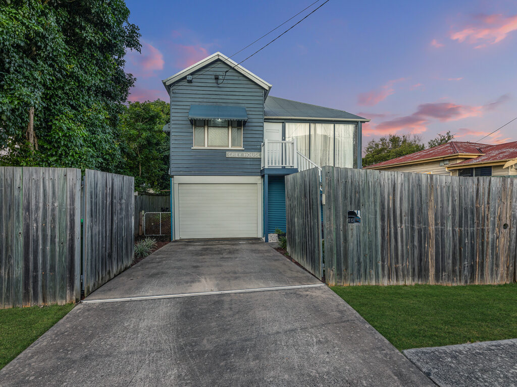 10 Stafford Street, Booval, QLD 4304
