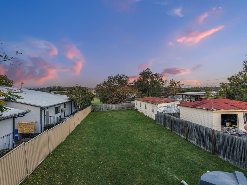 10 Stafford Street, Booval, QLD 4304