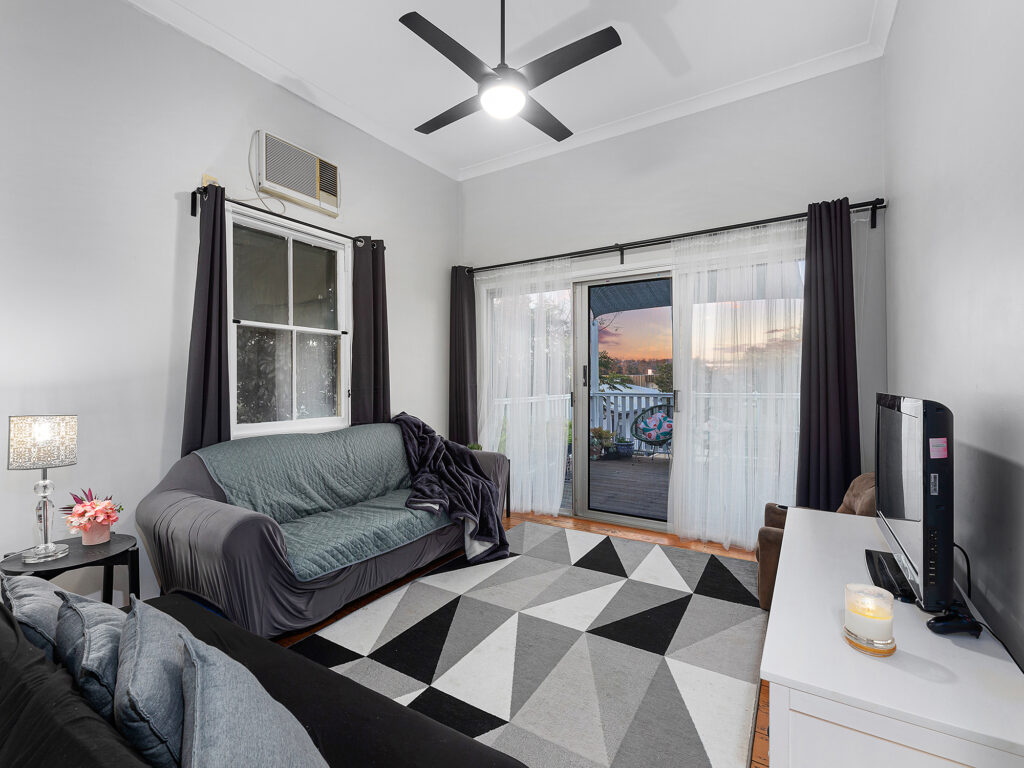 10 Stafford Street, Booval, QLD 4304