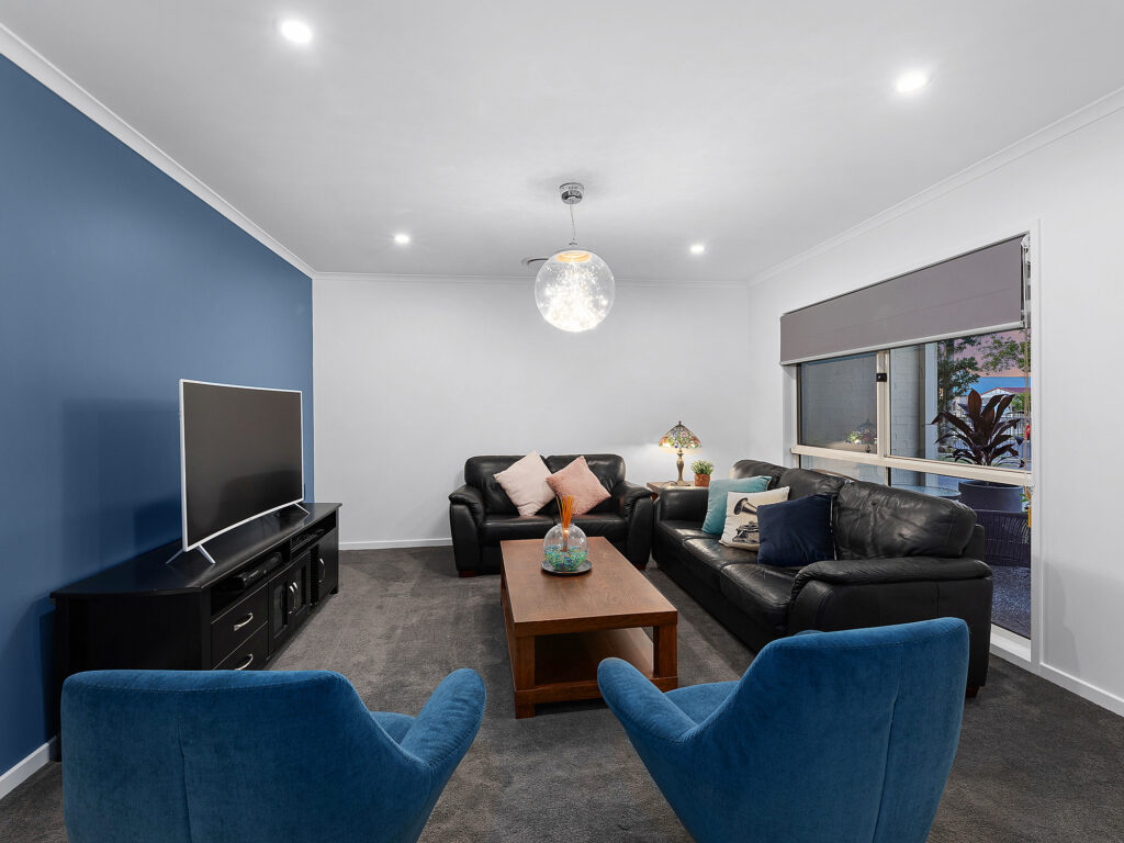 9 Ascot Avenue, Forest Lake, QLD 4078