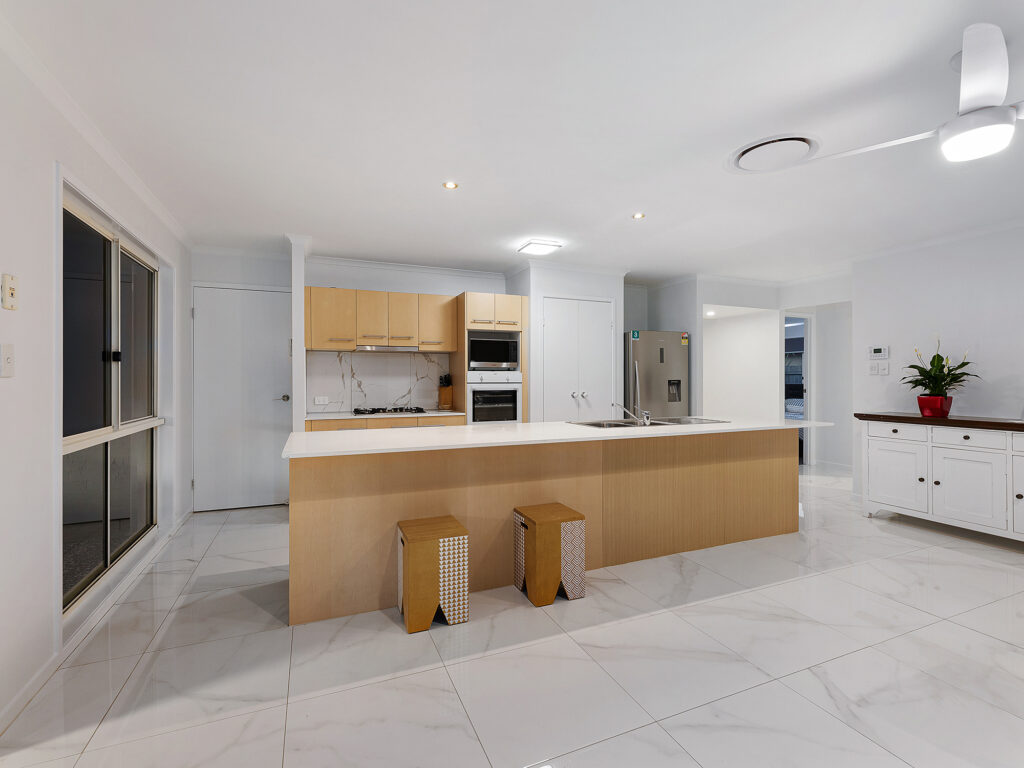 9 Ascot Avenue, Forest Lake, QLD 4078
