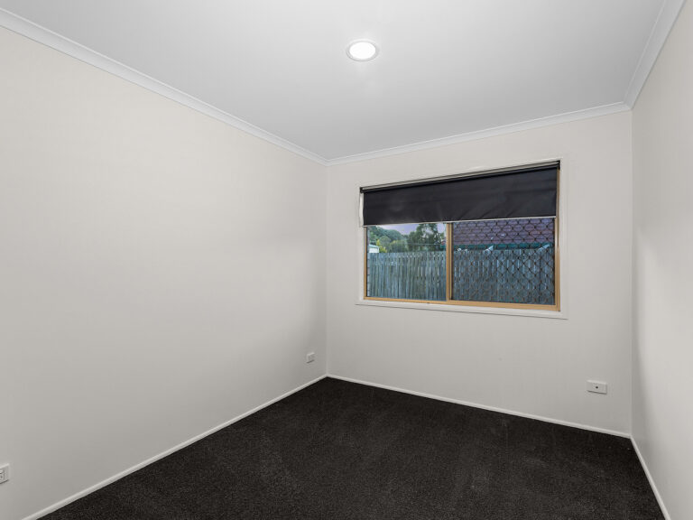 325 South Station Road, Raceview, QLD 4305