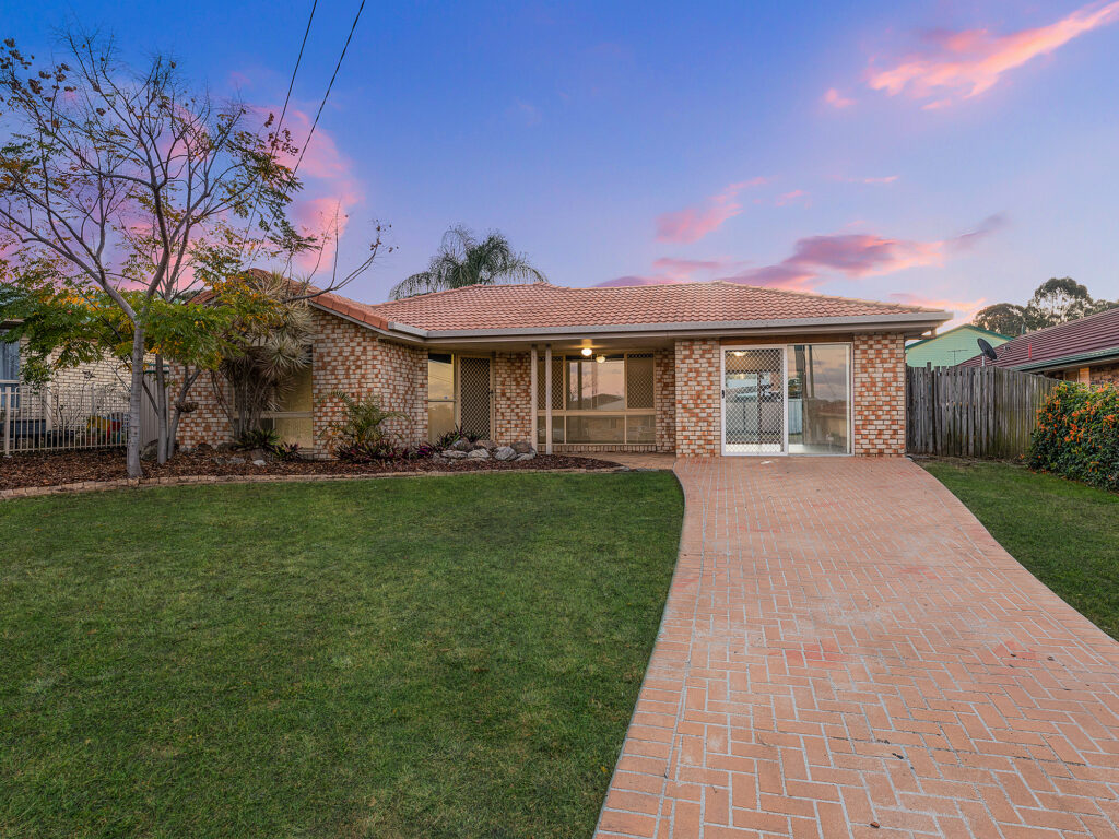 325 South Station Road, Raceview, QLD 4305