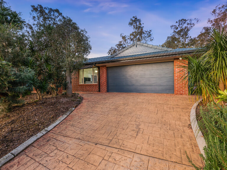 9 Ruby Crescent, Willowbank, QLD 4306