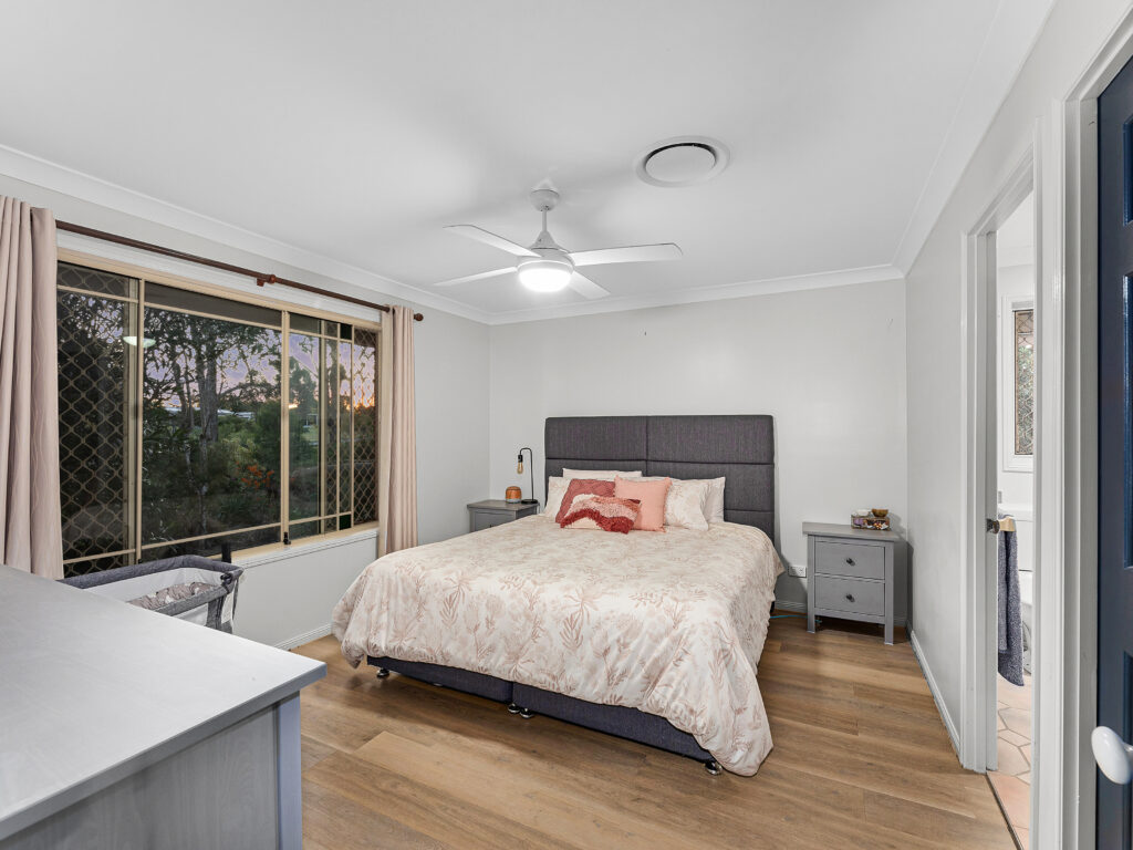 9 Ruby Crescent, Willowbank, QLD 4306