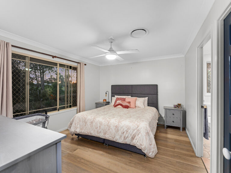 9 Ruby Crescent, Willowbank, QLD 4306