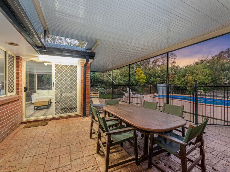 9 Ruby Crescent, Willowbank, QLD 4306