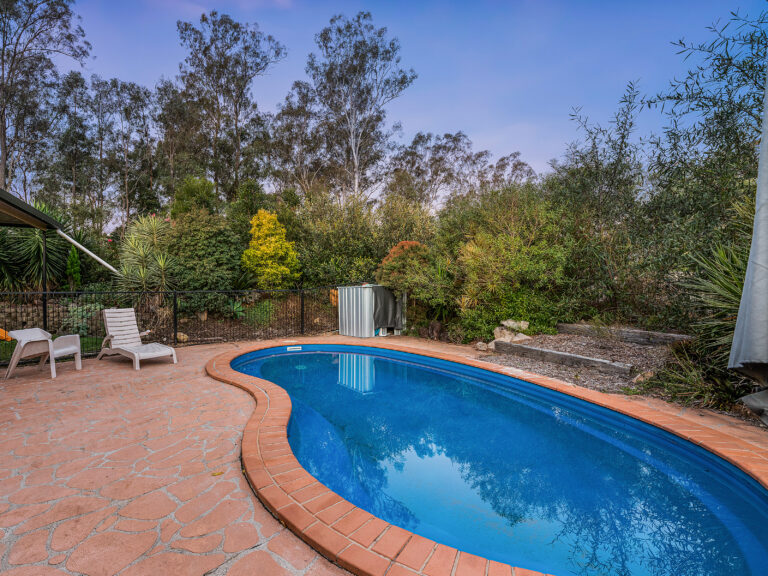9 Ruby Crescent, Willowbank, QLD 4306