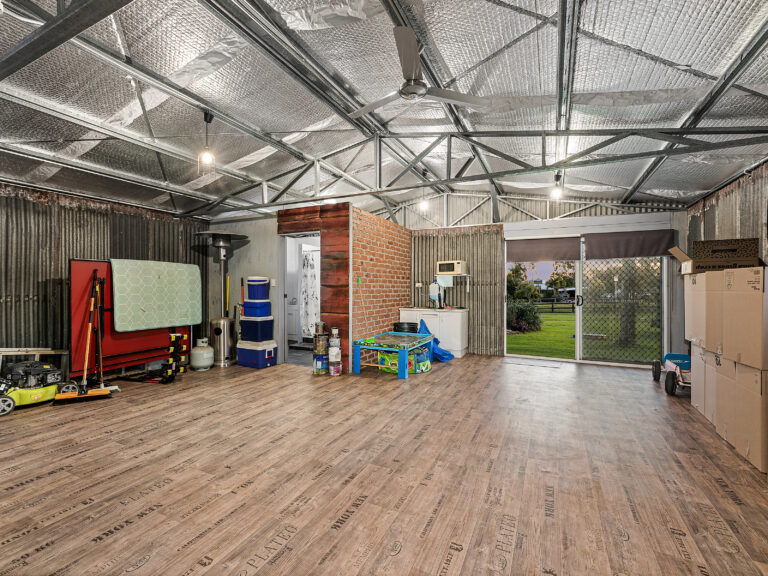 9 Ruby Crescent, Willowbank, QLD 4306