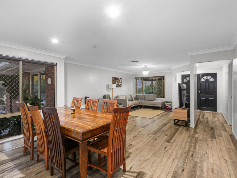 9 Ruby Crescent, Willowbank, QLD 4306