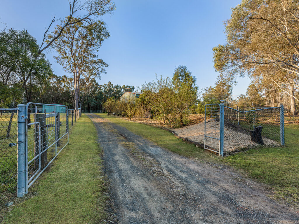 22-52 Beethams Road, Ironbark, QLD 4306