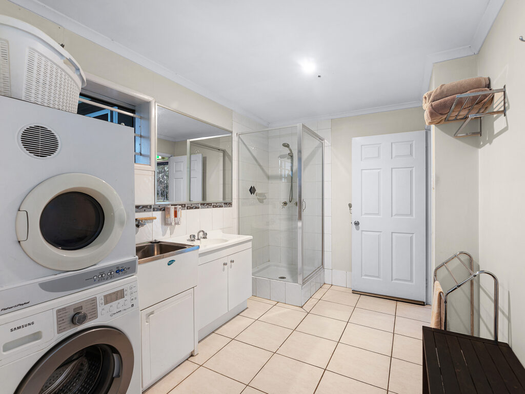 22-52 Beethams Road, Ironbark, QLD 4306
