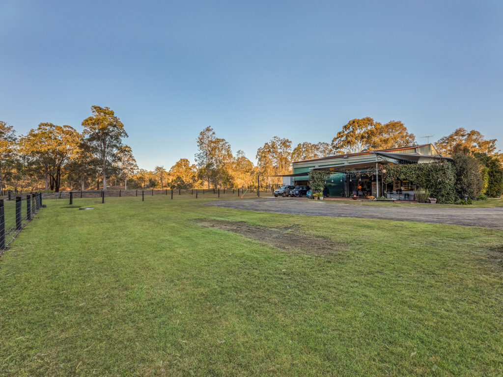 22-52 Beethams Road, Ironbark, QLD 4306